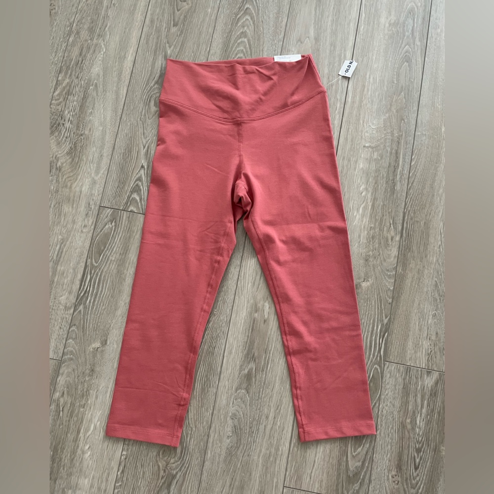 NWT Old Navy Cropped Leggings